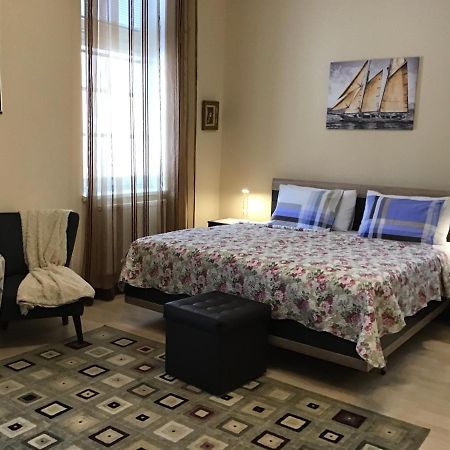 Ml Apartment 玛丽亚温泉 外观 照片