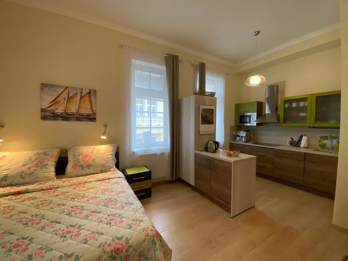 Ml Apartment 玛丽亚温泉 外观 照片
