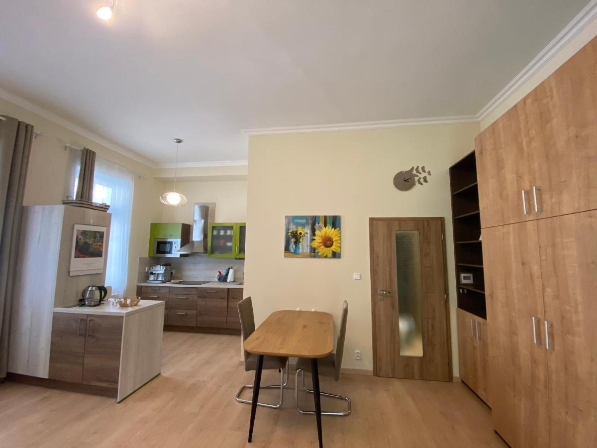 Ml Apartment 玛丽亚温泉 外观 照片